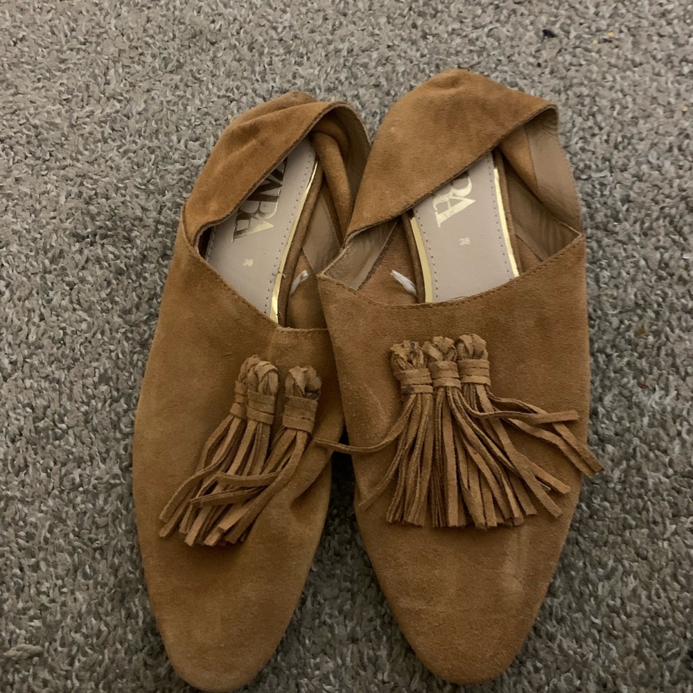 Zara leather suede shoes size 36/ 6 never worn